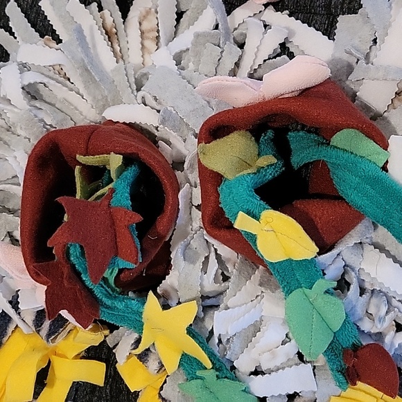 For Dogs Hand crafted snuffle sniffer enrichment mat for large dogs - Picture 3 of 17